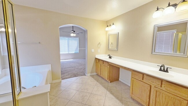 Building Photo - Beautiful Augusta Ranch Home Available Now!