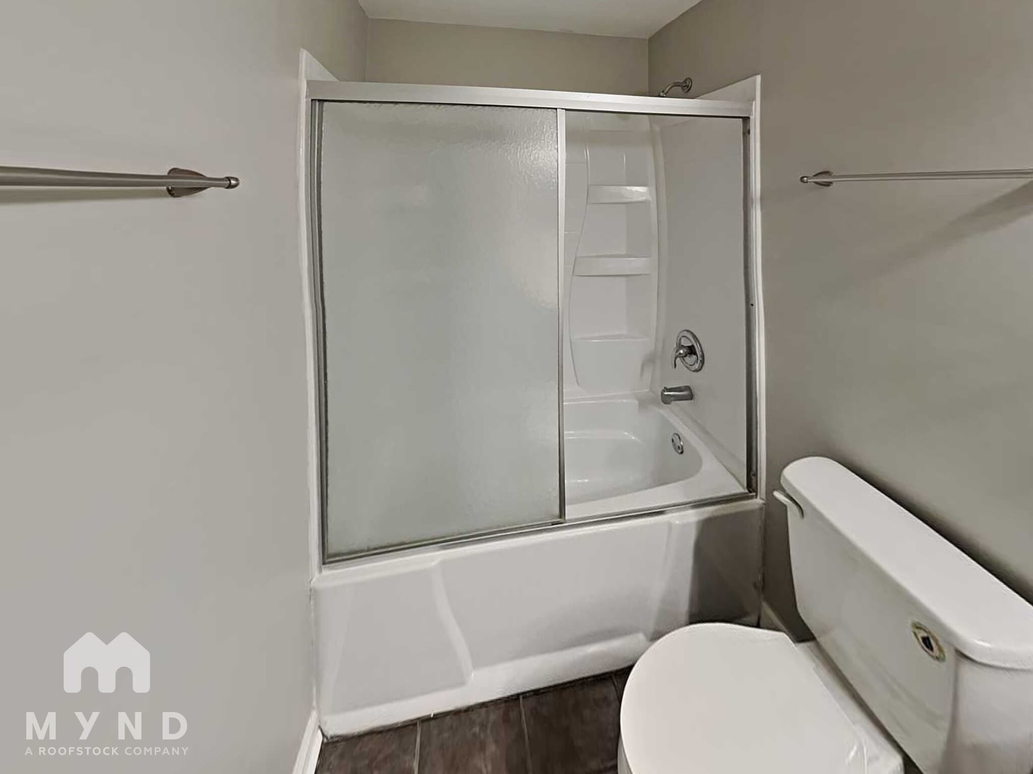 Building Photo - 7954 Tiburon Cir