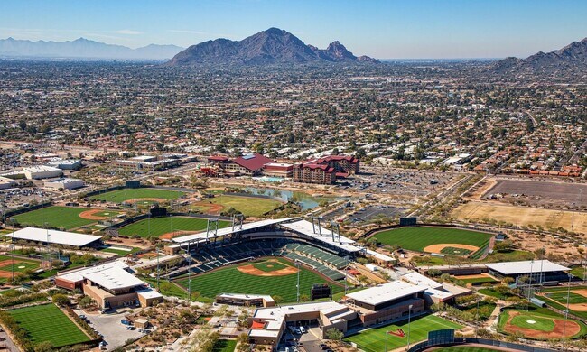 Building Photo - 2400 N 71st St