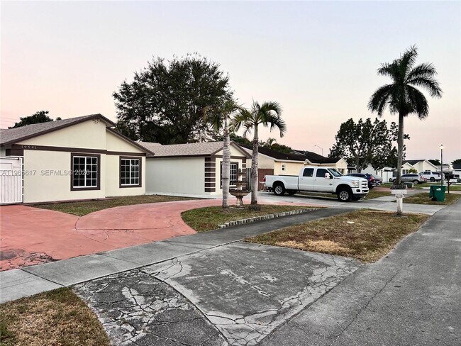 Building Photo - 19541 NW 57th Ct