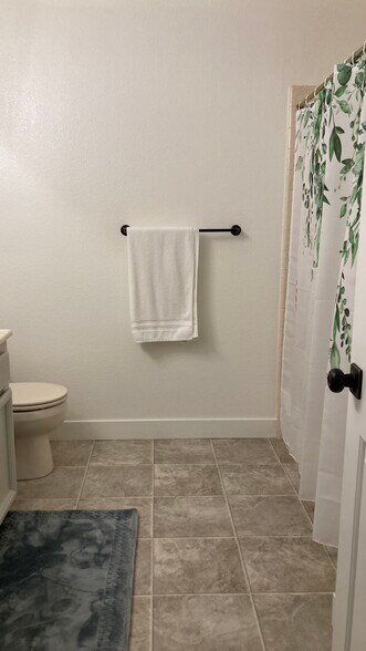 Building Photo - 2831 Casa de Vida Dr