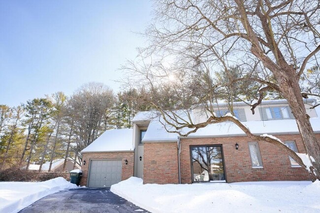 Building Photo - 6326 Tamworth Ct