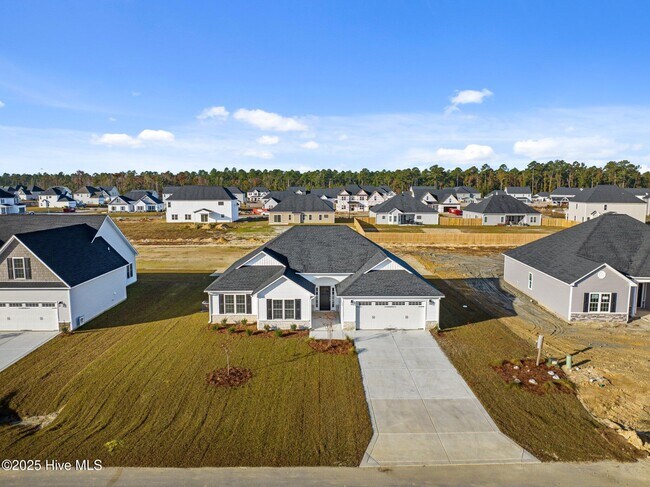 Building Photo - 51 N Ardsley Ln