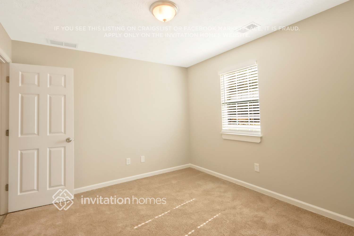 Building Photo - 230 Chimney Ct