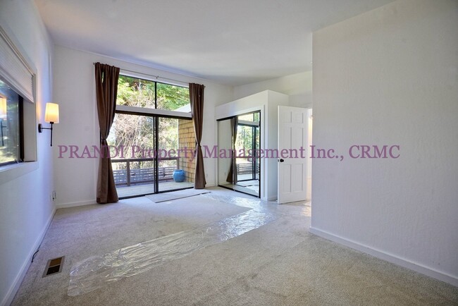 Building Photo - Quintessential Mill Valley Home Nestled in...