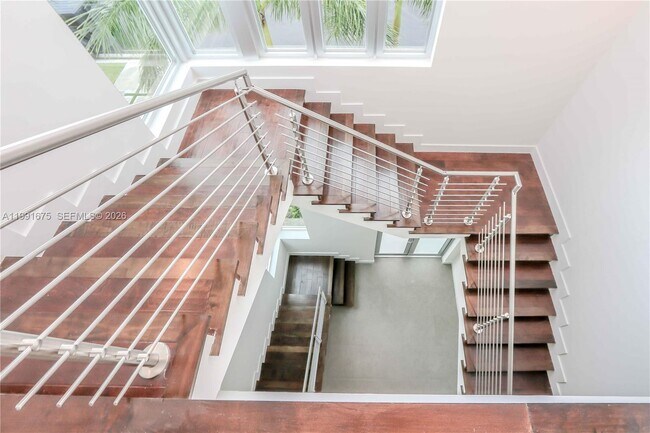 Building Photo - 8250 NW 33rd Terrace