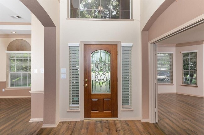 Building Photo - 203 Jewel Park Ln