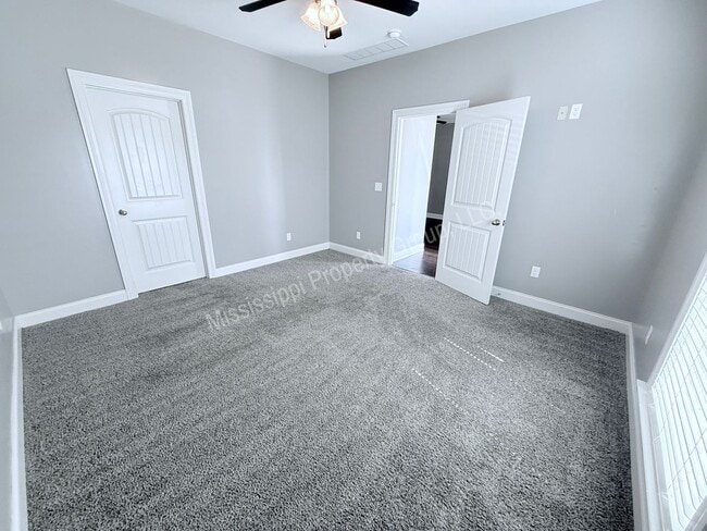 Building Photo - 4BD / 4.5BA FOR RENT