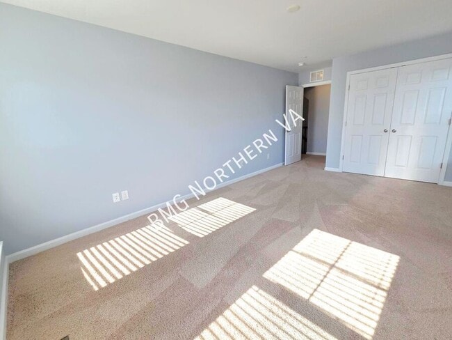 Building Photo - 25224 Briargate Terrace