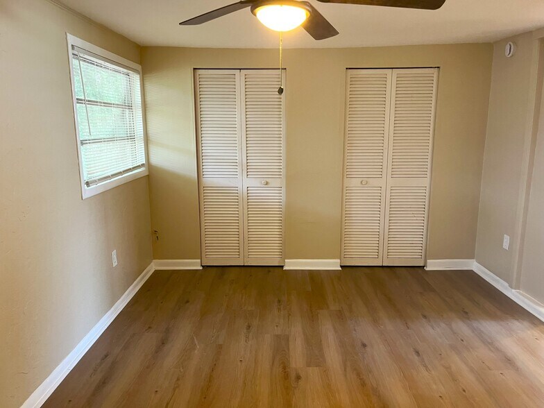 Building Photo - 1003 Patterson Dr