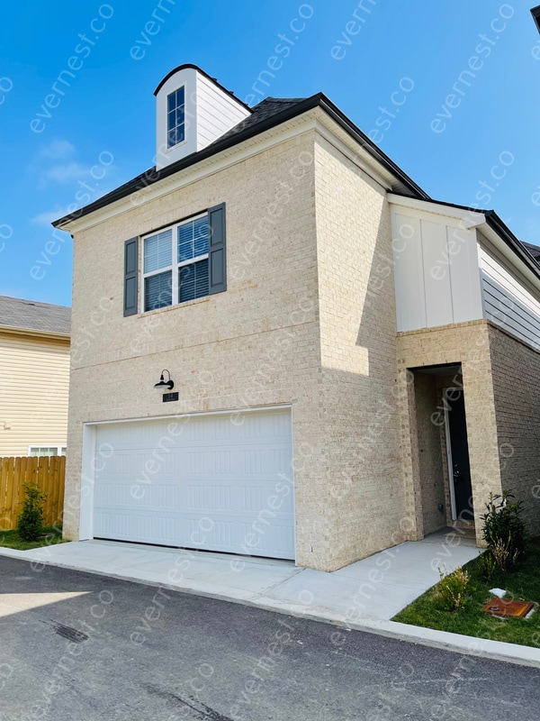 Building Photo - 2656 Lakevilla Dr