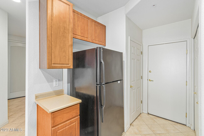 Building Photo - 6535 E Superstition Springs Blvd