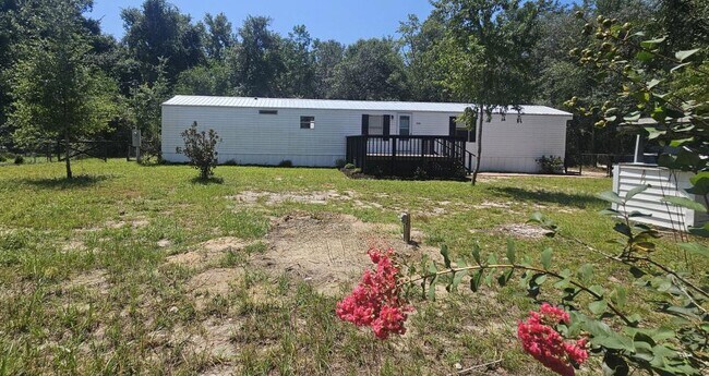 Building Photo - 231 Lakeview Ct