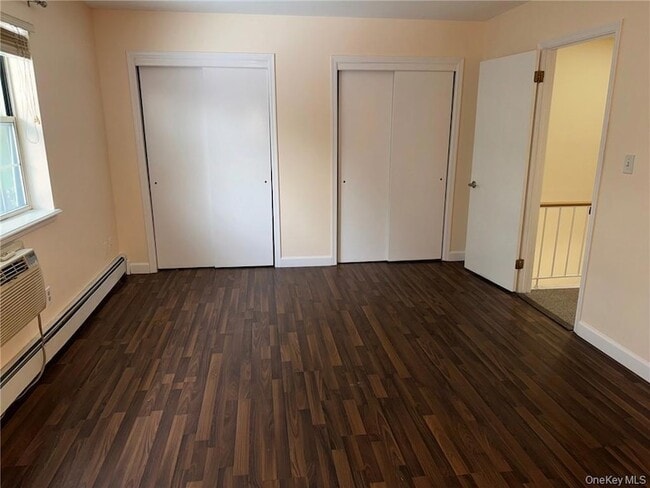 Building Photo - 100 Hillside Dr