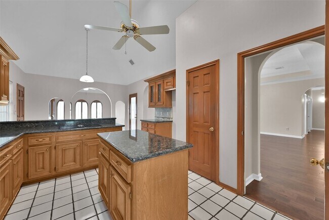 Building Photo - 1803 Quiet Country Ct