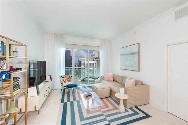 Building Photo - 950 Brickell Bay Dr