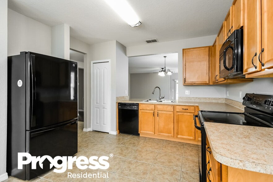 Building Photo - 1744 Wallace Manor Loop