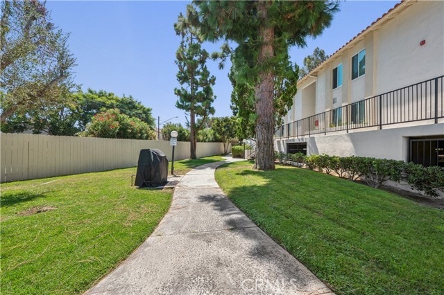 Building Photo - 18225 Kingsdale Ave