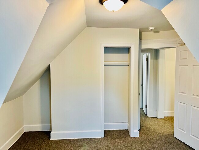 Building Photo - 48 Hudson Terrace