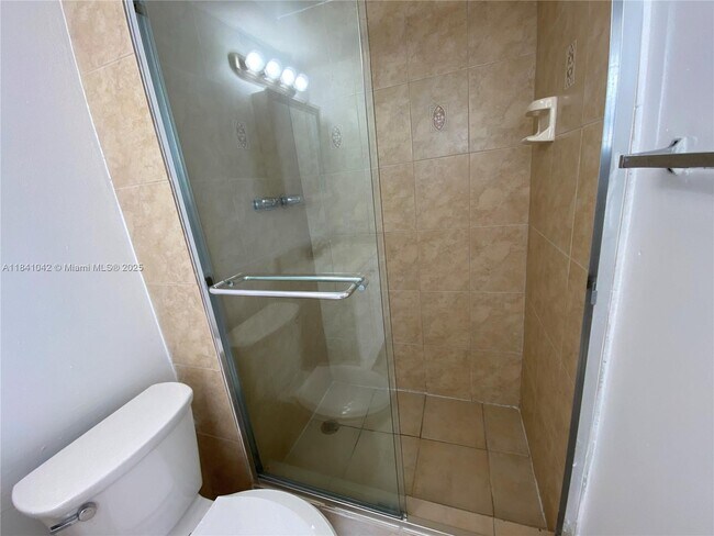 Building Photo - 488 NW 165th St
