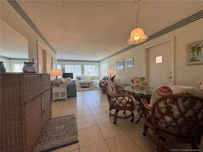 Building Photo - 1501 NE Ocean Blvd
