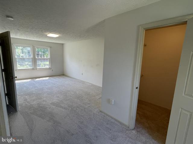 Building Photo - 8583 Wheatfield Way