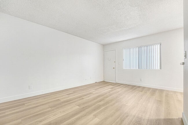 Building Photo - 3666 Cardiff