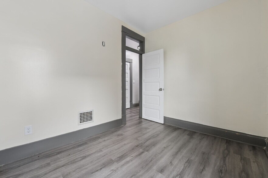 Building Photo - 168 Chittenden Ave