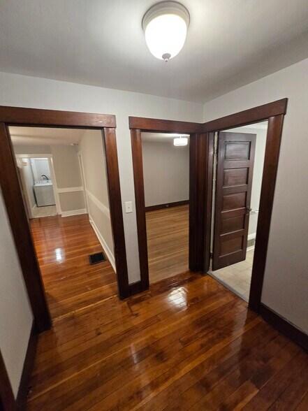 Hallway - 12 Leland Rd