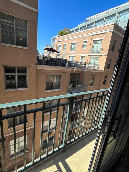 Building Photo - 1111 25th St NW