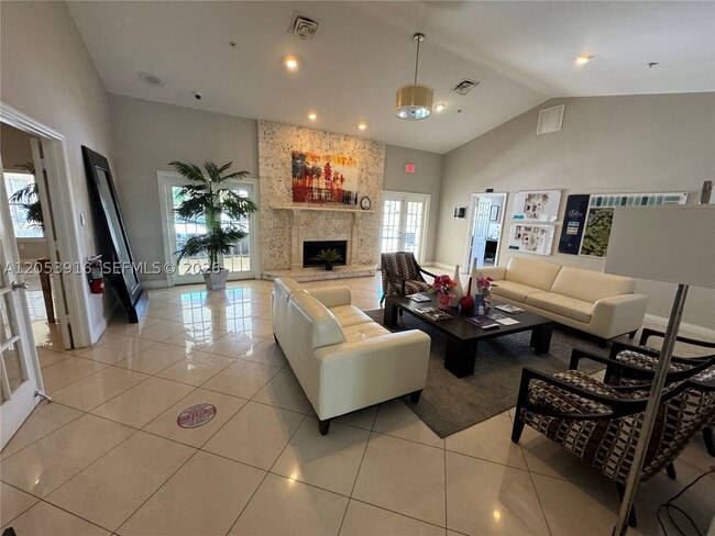 Building Photo - 417 Vista Isles Dr