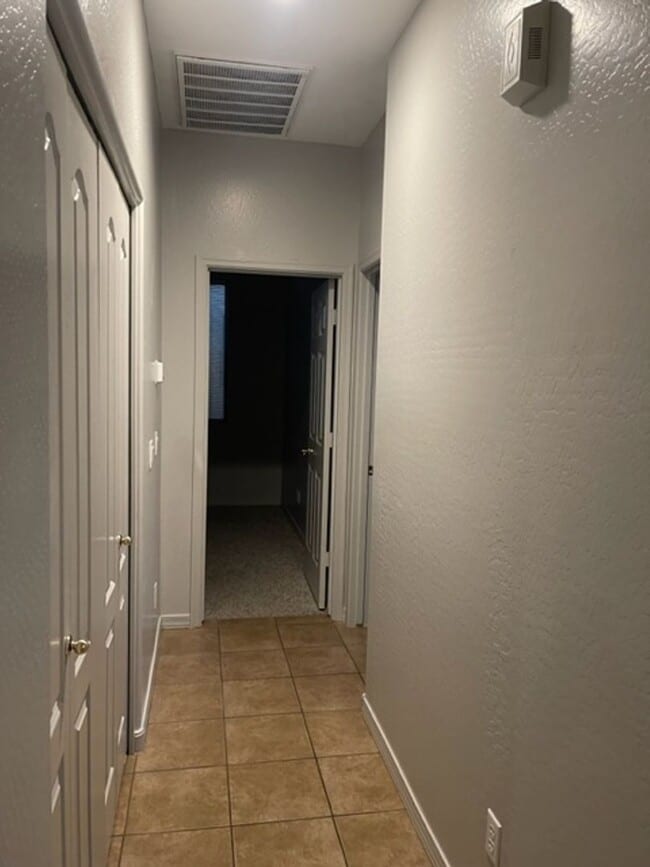 Building Photo - 1 Year rental only - 3-bedroom 2 bath Home...