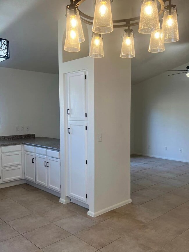 Building Photo - 3-bedroom , 2-bath remodeled home