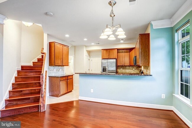 Building Photo - 13526 Waterford Hills Boulevard