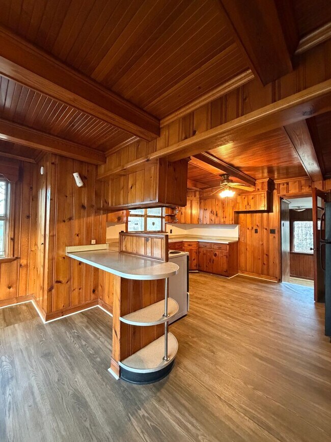 Building Photo - 1708 Arlington Ave