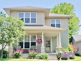Building Photo - 625 Copernicus Way