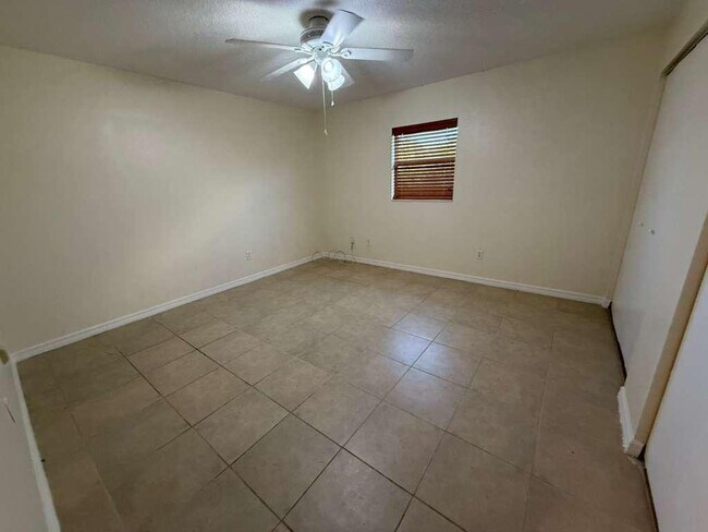 Building Photo - 61 Bougainvillea Dr