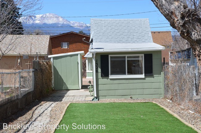 Primary Photo - 1320 N El Paso St