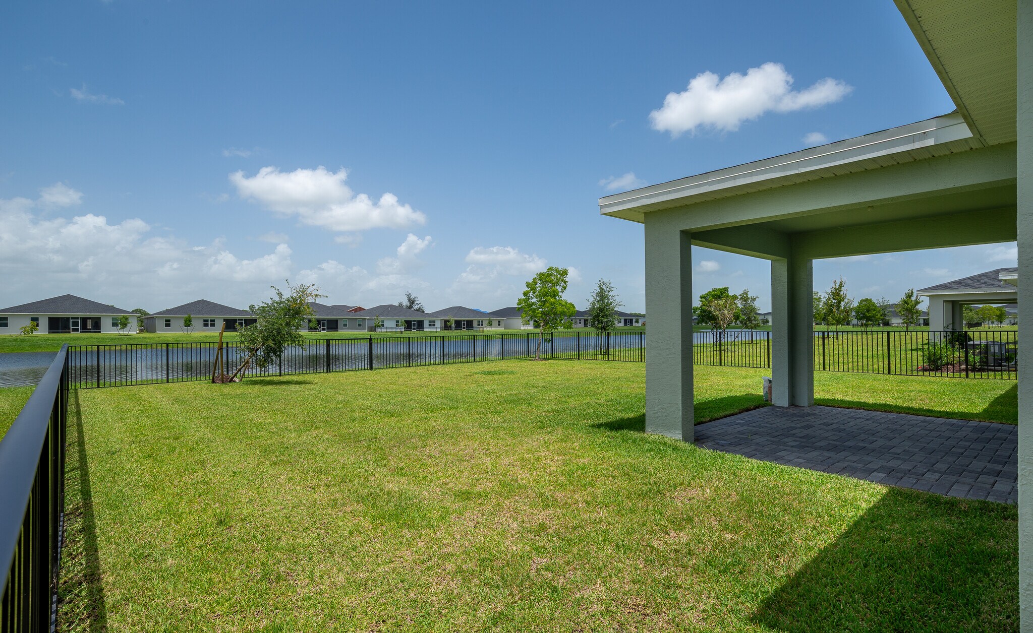 Building Photo - 6378 NW Windwood Way