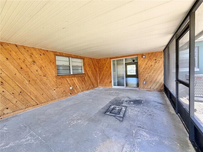 Building Photo - 130 S Bulova Dr
