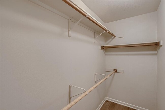 Building Photo - 102 Osage Ct