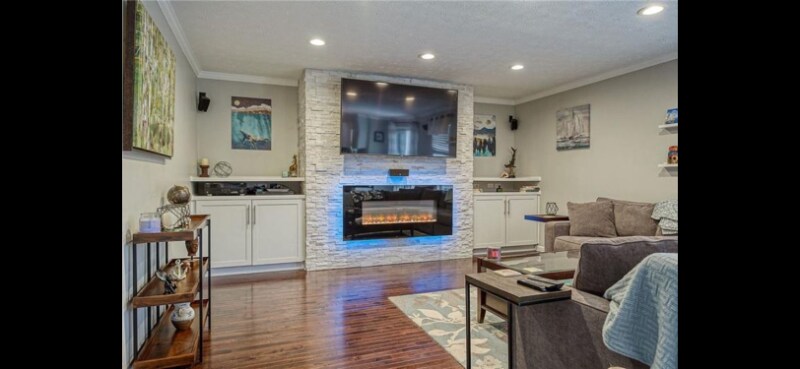 Building Photo - 1168 Camarta Dr