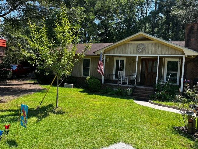 Primary Photo - Furnished 2 Bedroom in Riverbend