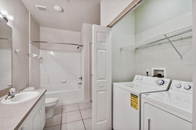 Building Photo - 4307 Bayside Village Dr