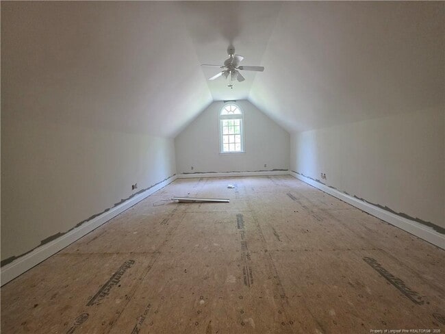 Building Photo - 507 Moss Pink Dr