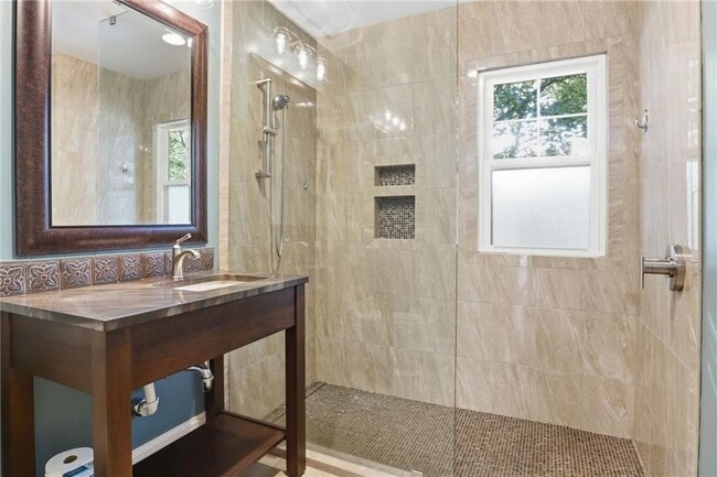 Building Photo - 155 Edgerton St