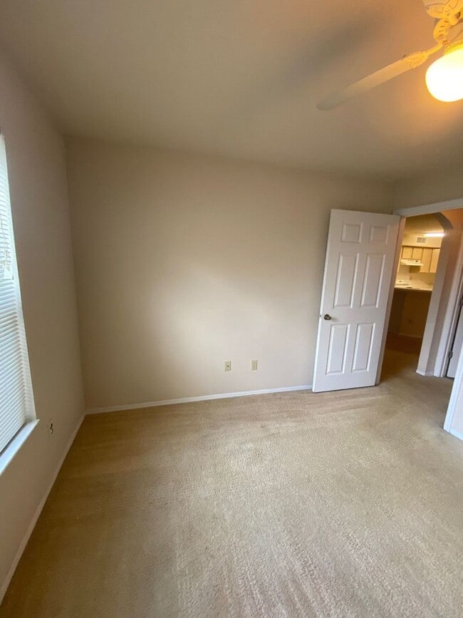 Building Photo - Beautiful 1 Bed 1 Bath Apartment for Rent ...