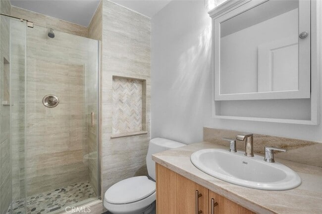 Building Photo - 5210 Ventura Canyon Ave