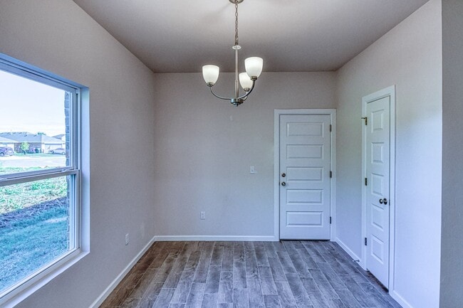 Building Photo - Brand New Construction!  Lawn care included!