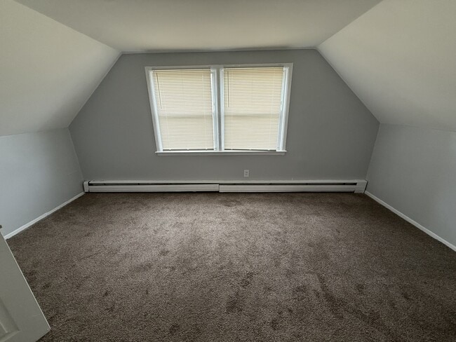 Building Photo - 23 Bermuda Cir